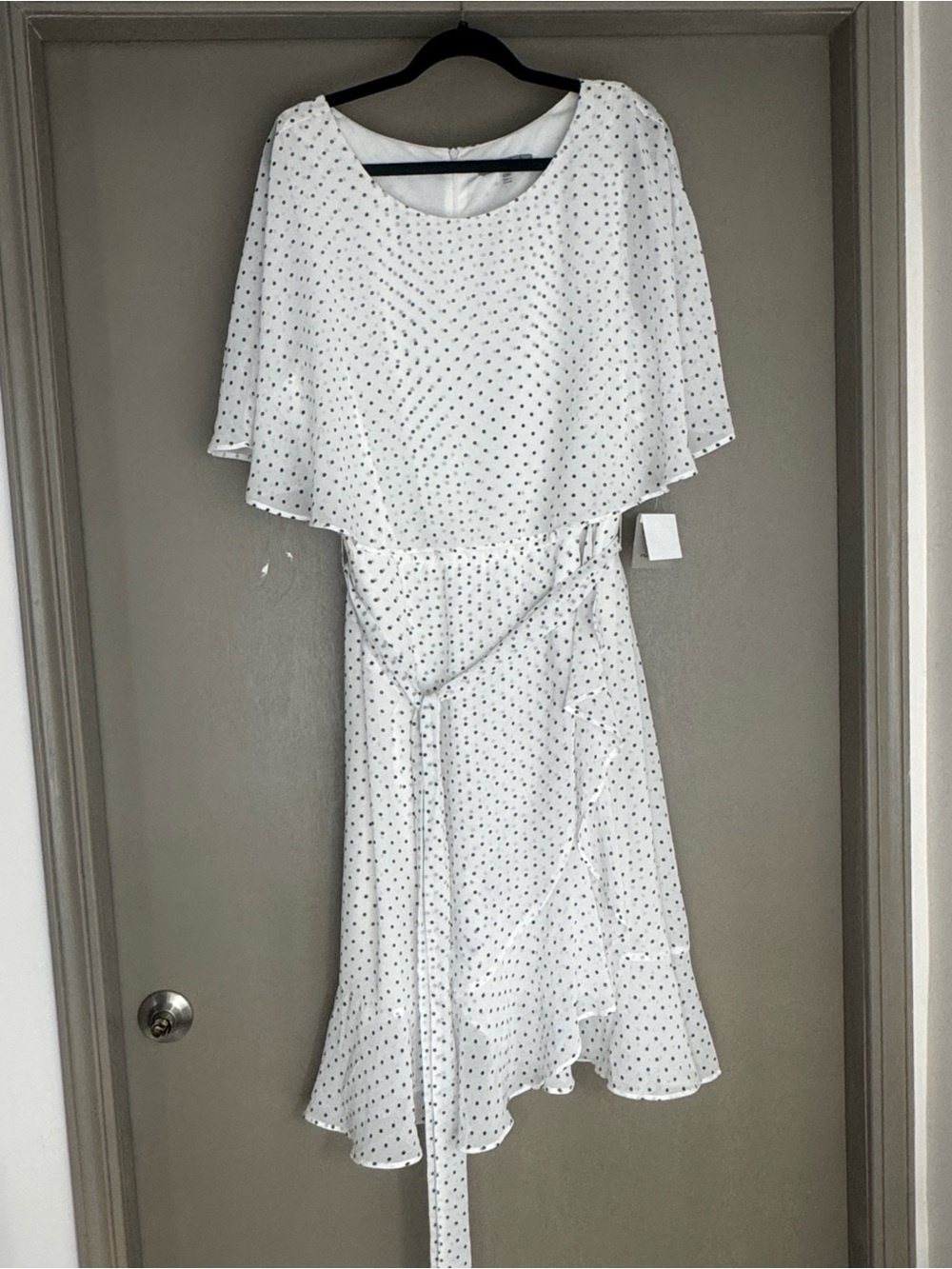 NWT Danny & Nicole White Polka Dot Midi Dress with Capelet Size 22W